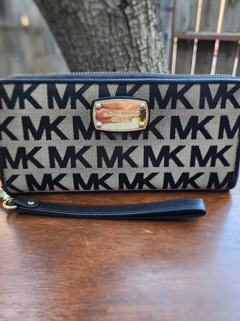 Michael Kors Fulton Large Zip Around Monogram Wristlet Wallet - Black/Beige